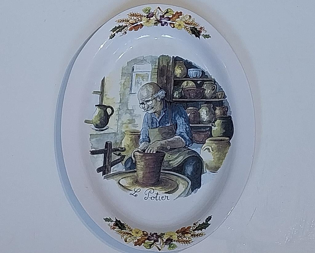 Porseleinen ovale schaal Le Potier - van “Céraform Limoges", Gebruikt, Overige typen, Ophalen of Verzenden, Overige stijlen