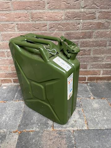 Metalen Jerrycan 20 Liter beschikbaar voor biedingen
