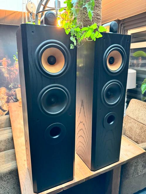 Mooie B&W 804 Matrix Black Ash Luidsprekers, Audio, Tv en Foto, Luidsprekers, Zo goed als nieuw, Front, Rear of Stereo speakers