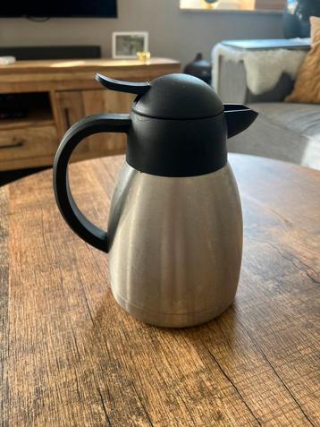 Theekan / thermoskan, in goede staat beschikbaar voor biedingen
