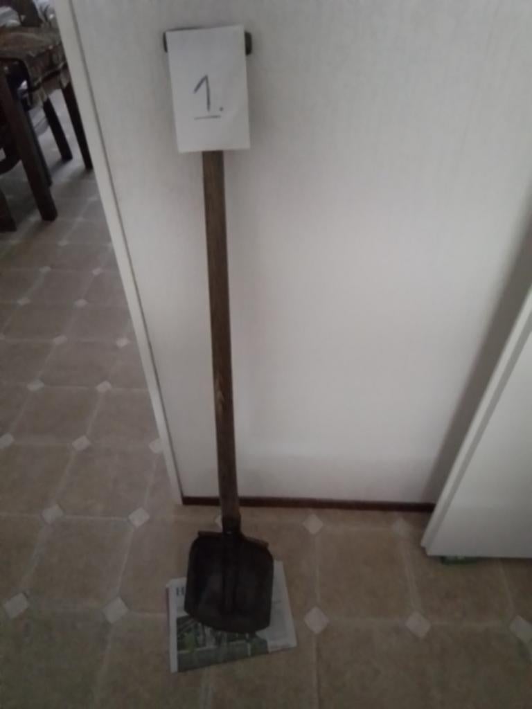 Gebruikte spade / schop, Tuin en Terras, Ophalen of Verzenden, Gebruikt, Spade