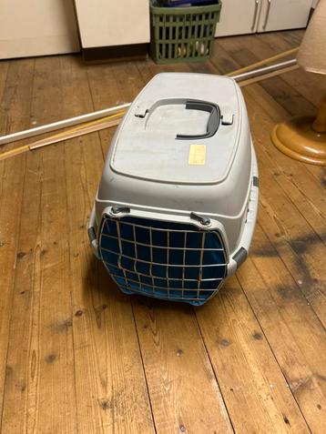 Transport box voor kat. Of kleine hondjes beschikbaar voor biedingen