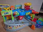 VTech Toet Toet Auto's: garages, wegdelen, looping ea, Kinderen en Baby's, Speelgoed | Vtech, Ophalen, Zo goed als nieuw, 2 tot 4 jaar