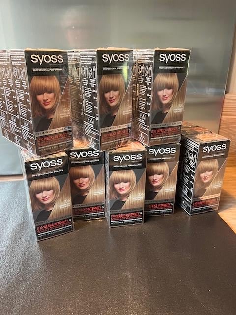 Syoss Haarverf Midden Blond 7_6 -  12 Stuks Nieuw, Ophalen of Verzenden, Nieuw, Haarverzorger of -hersteller