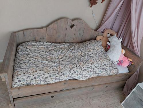 Steigerhout bed, Kinderen en Baby's, Kinderkamer | Bedden, Zo goed als nieuw, 180 cm of meer, 85 tot 100 cm, Matras, Ophalen