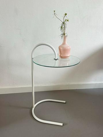Vintage IKEA tafel beschikbaar voor biedingen