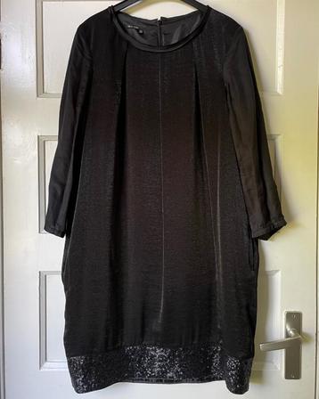 Marc Aurel jurk maat 42 beschikbaar voor biedingen