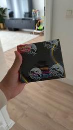 Flames booster box !! 36 packs, Hobby en Vrije tijd, Verzamelkaartspellen | Pokémon, Ophalen of Verzenden, Zo goed als nieuw, Boosterbox