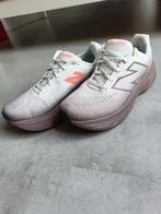 New Balance 1080 hardloop schoenen maat 40, Sport en Fitness, Loopsport en Atletiek, Ophalen, Zo goed als nieuw, Hardloopschoenen