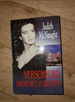 Verscheurd door het verleden.Judith McNaught, Ophalen of Verzenden, Zo goed als nieuw, Sport