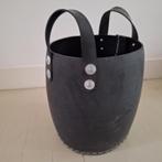 zwarte rubberen mand (mand Ruben Leen Bakker), Huis en Inrichting, Woonaccessoires | Schalen en Manden, Overige materialen, Gebruikt