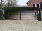 Moderne zwarte poort - 4 meter breed 1,6 meter hoog, Met poort, Ophalen of Verzenden, Zo goed als nieuw, Tuinhek