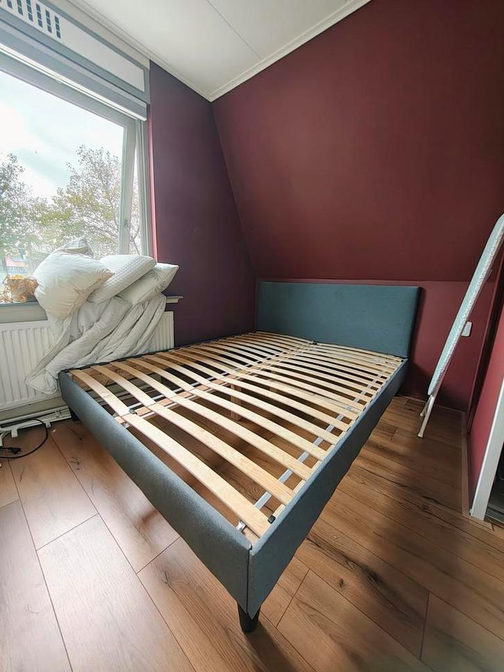 Sabovik bedframe incl. Lattenbodem. 160x200cm, Huis en Inrichting, Slaapkamer | Bedden, Zo goed als nieuw, Tweepersoons, 160 cm
