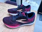 Brooks Ghost 16 Dames hardloopschoenen mt 44,5 - ZGAN, Ophalen, Roze, Sneakers of Gympen, Zo goed als nieuw