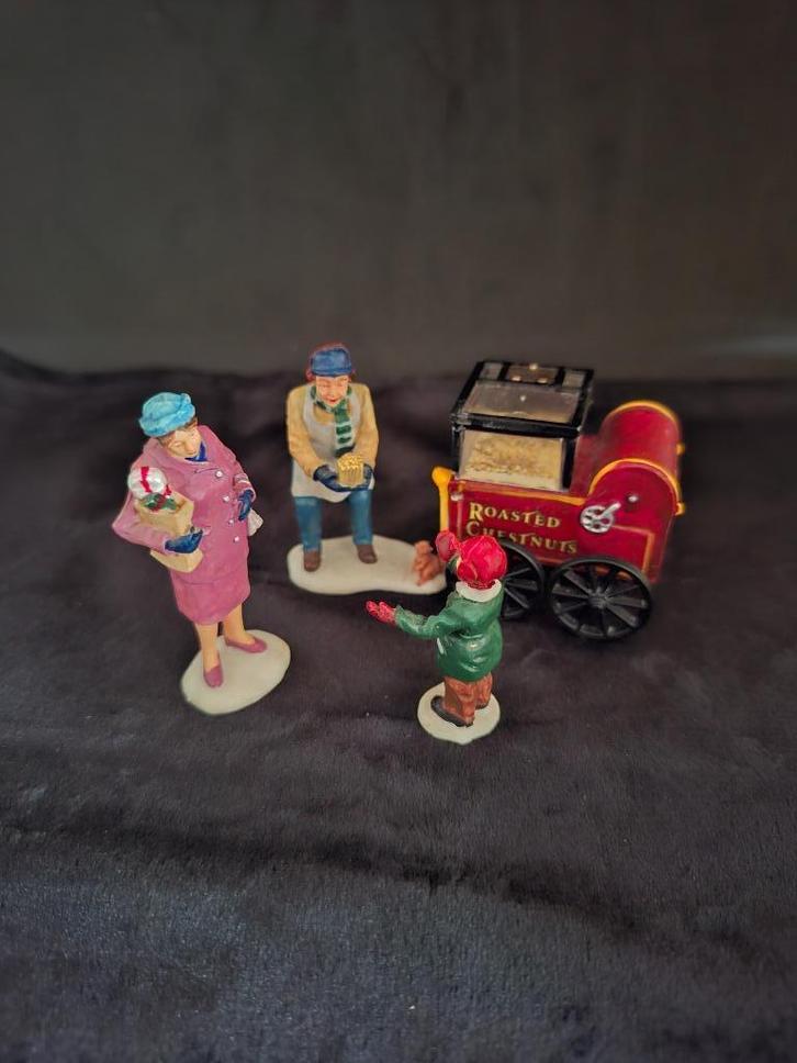 Lemax Roasted Chestnut Stand   set of 4, Diversen, Kerst, Gebruikt, Ophalen of Verzenden