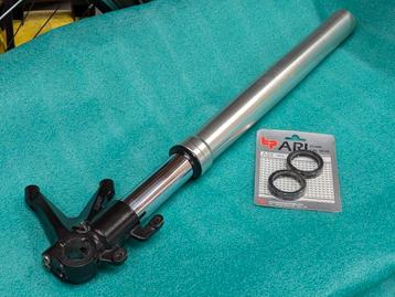 Voorvork Ducati Monster 696 796 1100(s) beschikbaar voor biedingen