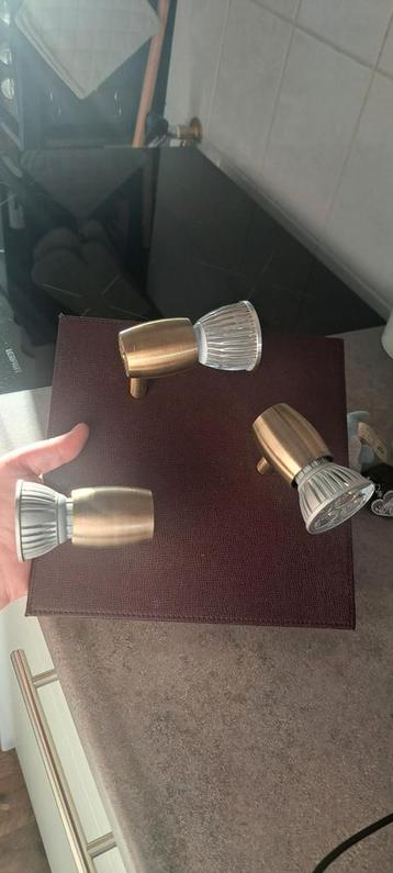 Spotjes plafondlamp beschikbaar voor biedingen