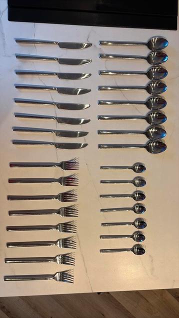 Bestekset 32 delig beschikbaar voor biedingen