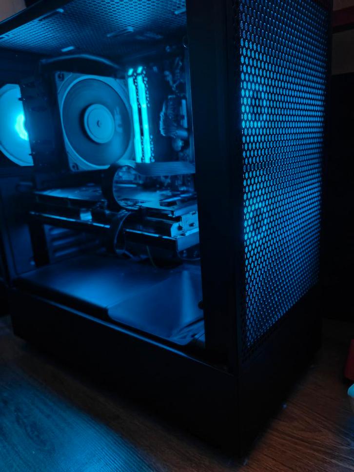 Ryzen 9 16 cores 32 threads | 7900 gre 16 gb | 32 gb ram, Computers en Software, Desktop Pc's, Zo goed als nieuw, 4 Ghz of meer