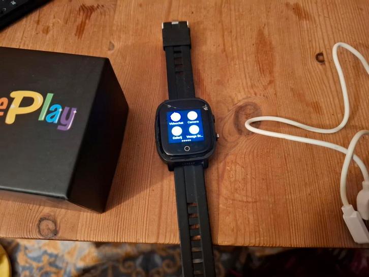 DePlay kids GPS smart watch zwart, Sieraden, Tassen en Uiterlijk, Horloges | Kinderen, Jongen of Meisje, Zwart, Ophalen