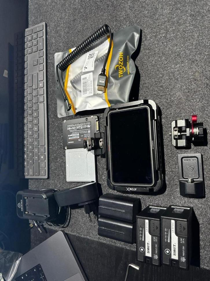 Atomos Ninja V set, Audio, Tv en Foto, Professionele Audio-, Tv- en Video-apparatuur, Gebruikt, Video, Ophalen