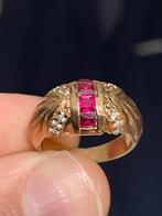 Vergulde art-decoring met prinses geslepen robijnen, 18 tot 19, Ophalen of Verzenden, Zo goed als nieuw, Dame