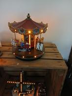 Lemax Carrousel een bewegende draaimolen, Diversen, Kerst, Ophalen of Verzenden, Nieuw