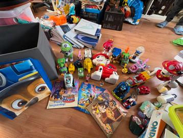 Heel veel paw patrol beschikbaar voor biedingen