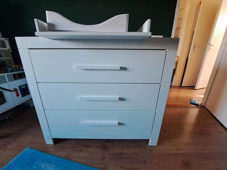 Commode en ledikant, Kinderen en Baby's, Kinderkamer | Commodes en Kasten, Gebruikt, 90 tot 105 cm, 100 cm of meer, 50 tot 70 cm
