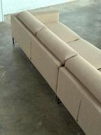 Design on Stock Aikon | Beige (NIEUWSTAAT), Huis en Inrichting, Banken | Bankstellen, Metaal, Hoekbank, 300 cm of meer, Ophalen of Verzenden