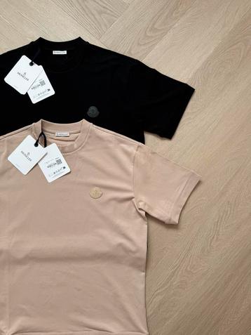Moncler Basic tshirt zwart en beige beschikbaar voor biedingen