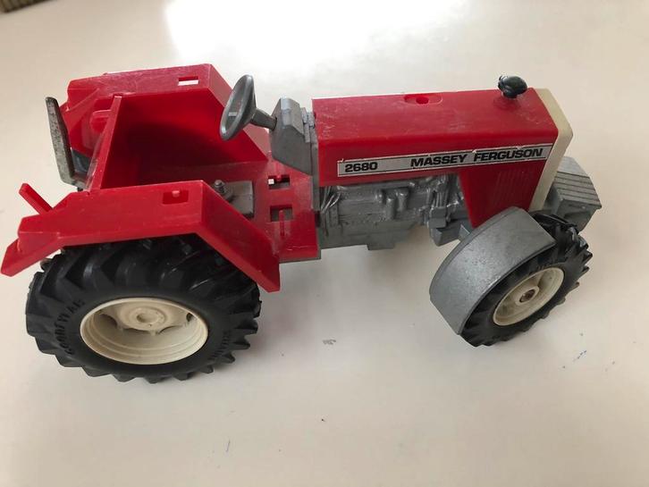 Britains 1984 - Massey Ferguson 2680 tractor / trekker, Hobby en Vrije tijd, Modelauto's | 1:32, Gebruikt, Tractor of Landbouw
