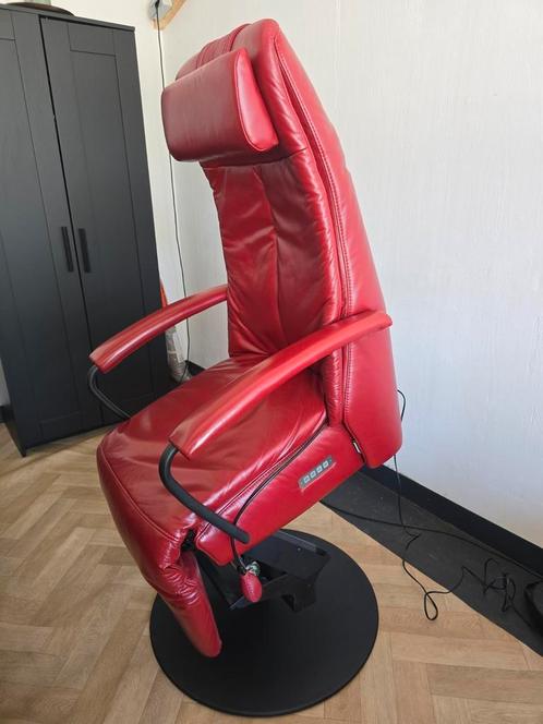 Prominent accu sta op stoel relaxfauteuil draai leder rood, Huis en Inrichting, Fauteuils, Zo goed als nieuw, Leer, 50 tot 75 cm