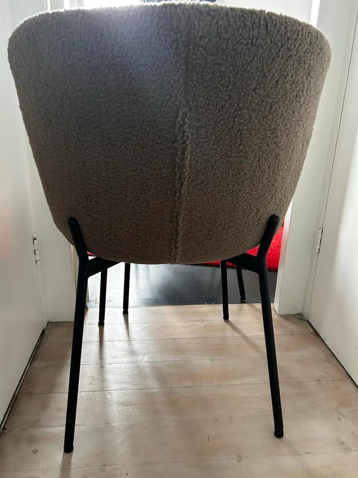 4 stuks, Bouclé Eetkamerstoelen Taupe - Nette Staat!, Huis en Inrichting, Stoelen, Zo goed als nieuw, Vier, Stof, Bruin, Ophalen