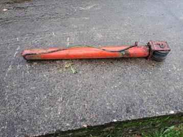 Hydrauliek cilinder   beschikbaar voor biedingen