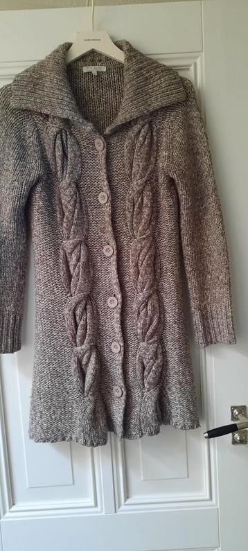 The Barn, mooi warm vest. Maat M beschikbaar voor biedingen