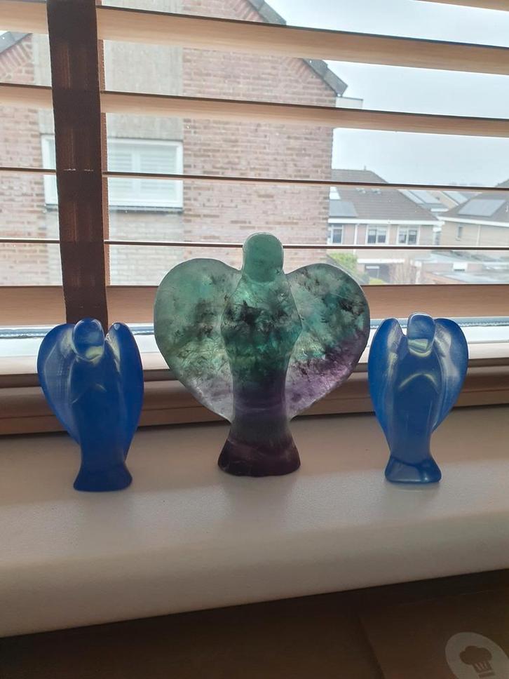 Edelsteen engelen beeldje fluoriet obisidiaan, Sieraden, Tassen en Uiterlijk, Edelstenen, Ophalen of Verzenden