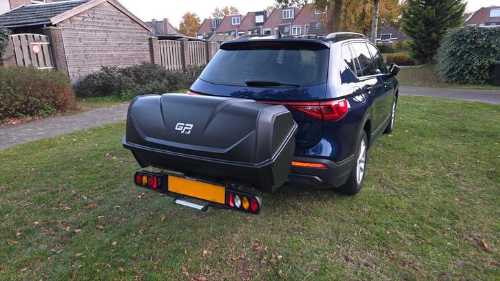 Te huur trekhaakkoffer., Auto diversen, Dakkoffers, Zo goed als nieuw, Ophalen