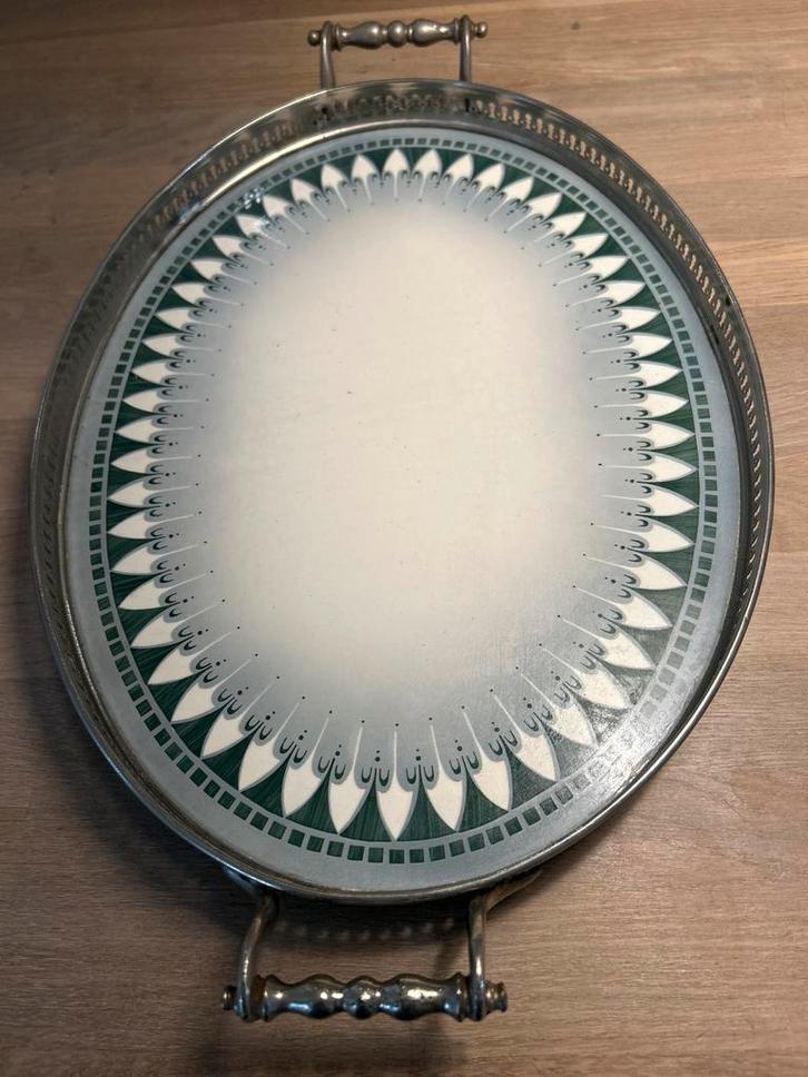 Art Deco Dienblad - Stijlvol Serveren, Huis en Inrichting, Woonaccessoires | Dienbladen, Gebruikt, Metaal, Ovaal, Ophalen of Verzenden