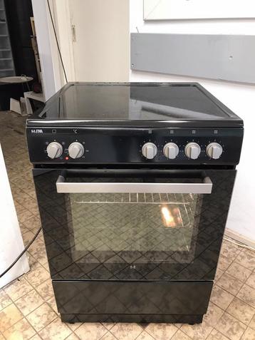 Te koop ETNA Zwarte inductie fornuis op 2 fasen in TopStaat beschikbaar voor biedingen