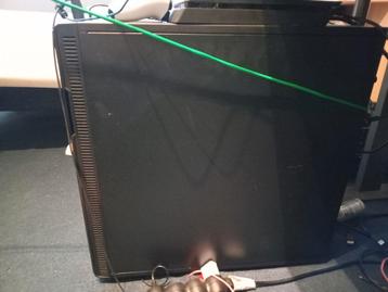 Gaming pc beschikbaar voor biedingen