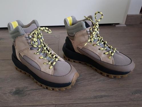 Wandelschoenen meisjes / dames -- maat 36 -- H&M (nieuw!), Kleding | Dames, Schoenen, Nieuw, Wandelschoenen, Beige, Ophalen of Verzenden