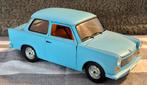 Trabant 601 Sedan model 1:18 - lichtblauw, Ophalen of Verzenden, Zo goed als nieuw, Overige merken