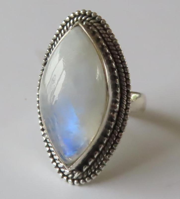 Koopje! Royale zilveren ring (no 22) regenboog maansteen,inc, Sieraden, Tassen en Uiterlijk, Ringen, Zo goed als nieuw, Dame, 17 tot 18