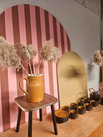 Twee backdrops – perfect voor bruiloft, feest of interieur – beschikbaar voor biedingen