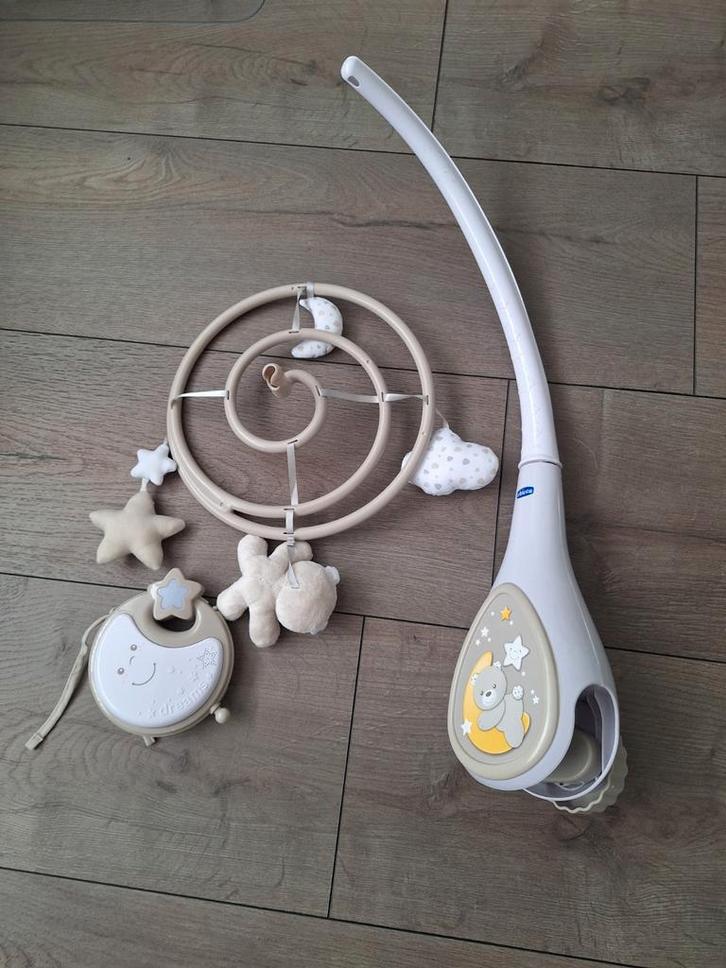 Chicco Next2Dreams Muziekmobiel, Huis en Inrichting, Lampen | Spots, Zo goed als nieuw, Plafondspot of Wandspot, Kunststof, Led