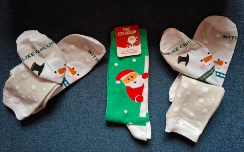 Te koop: 3 paar kerstsokken (NIEUW!), Diversen, Kerst, Nieuw, Ophalen of Verzenden