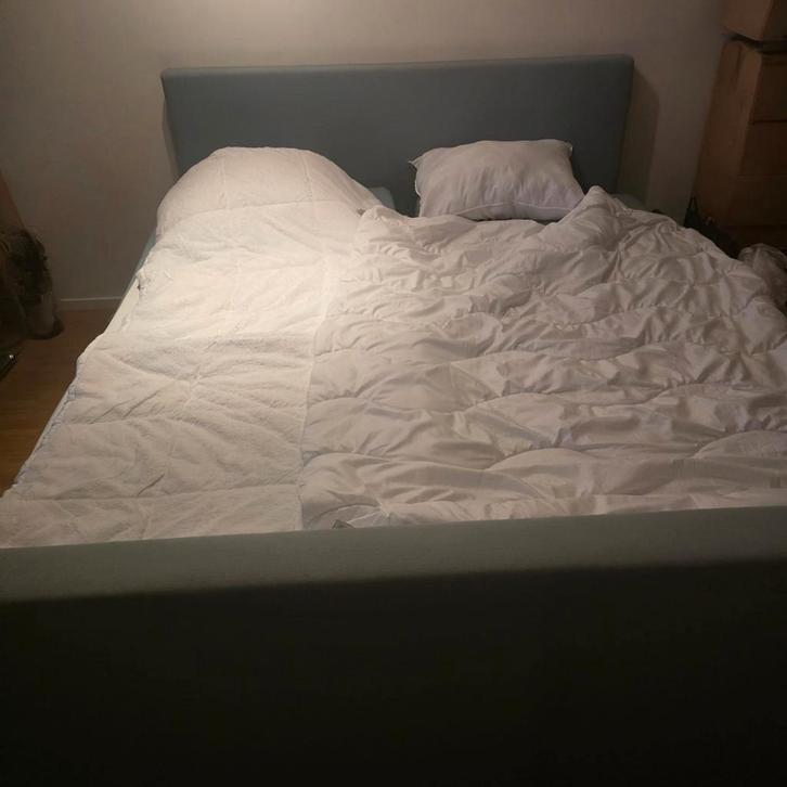 Swiss Sense elektrisch verstelbare boxspring 180x210 cm, Huis en Inrichting, Slaapkamer | Complete slaapkamers, Gebruikt, Tweepersoons