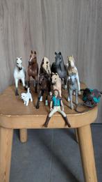 Schleich set, 4 paarden, 3 veulens, en hondje, Ophalen of Verzenden, Zo goed als nieuw, Jongen of Meisje