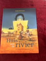 Huis aan de rivier - Linda Dielemans, Ophalen of Verzenden, Zo goed als nieuw